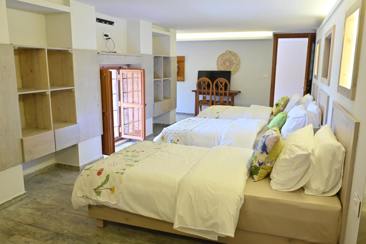Hotel Domaine Des Oliviers Batroûn Esterno foto